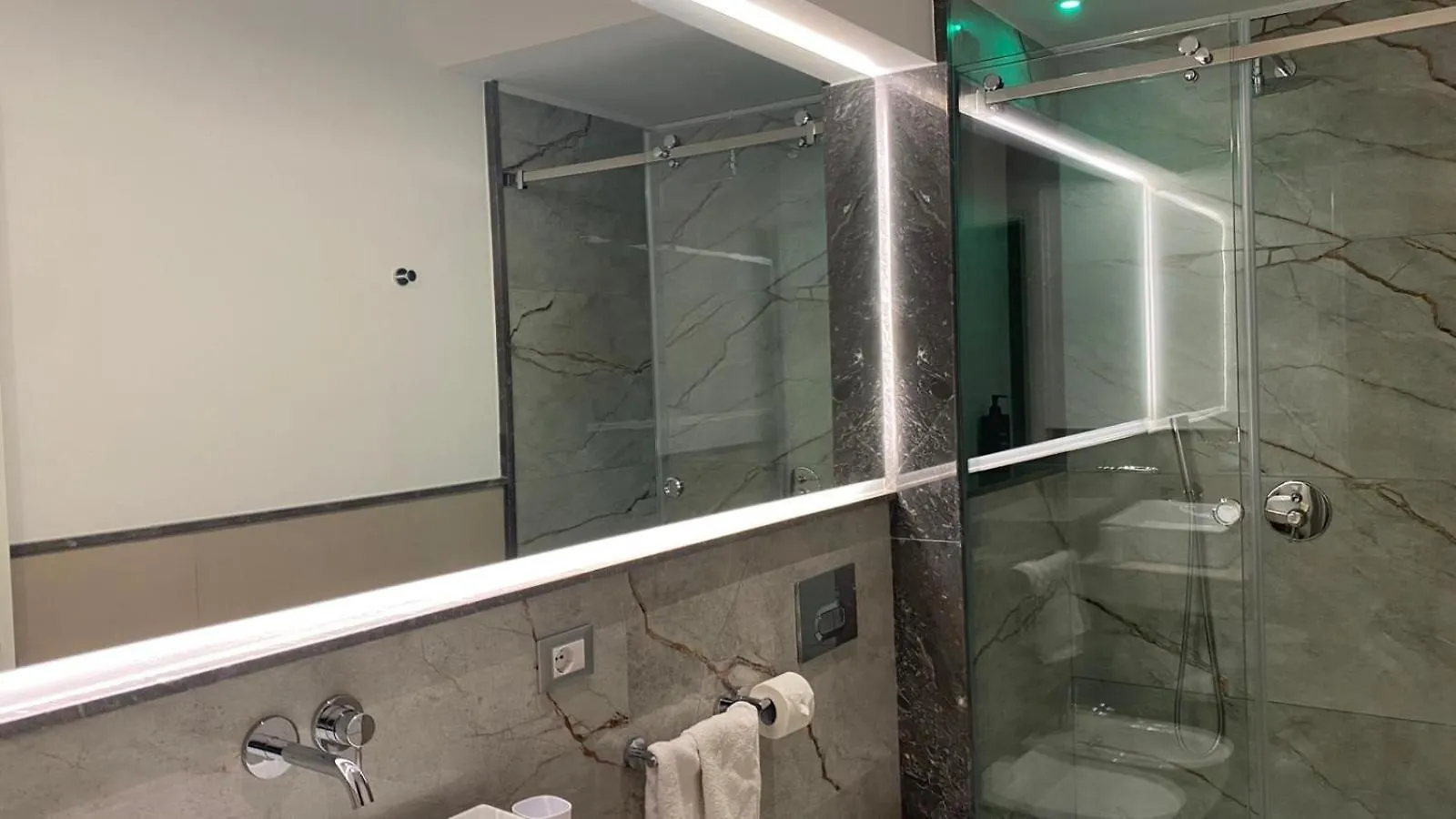 Suite 136 Palermo Italien